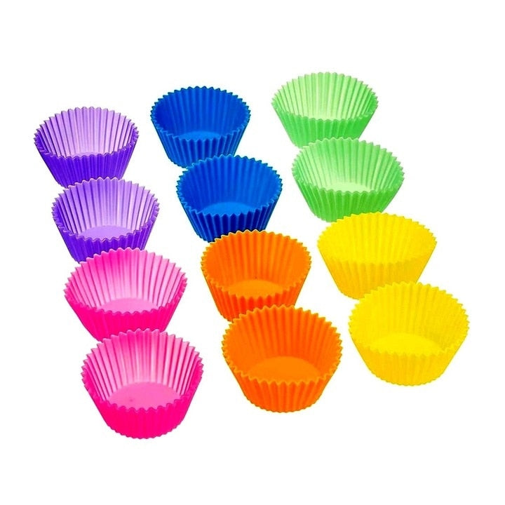 Set de forme pentru briose din silicon 12 bucati