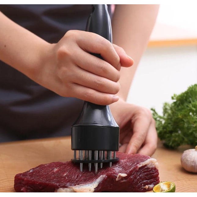 Aparat pentru fragezire carne