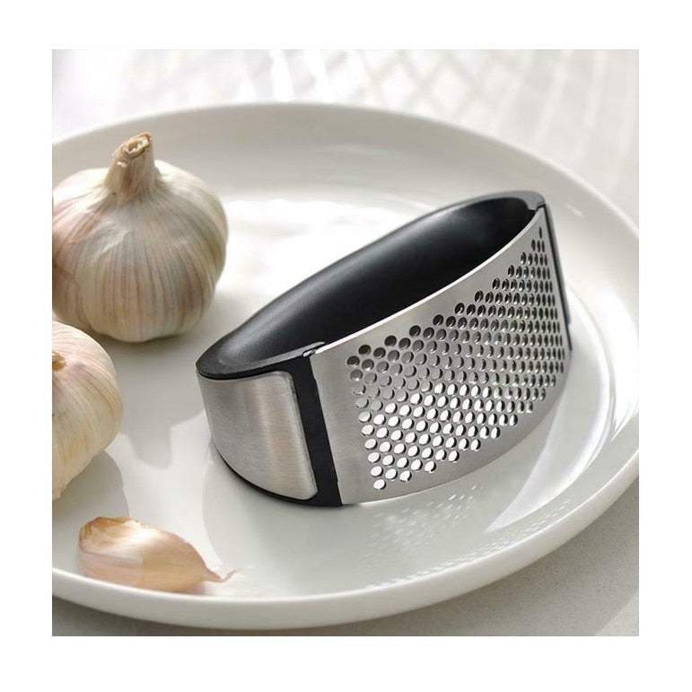 Presa pentru usturoi manuala, curbata, inox, usor de curatat