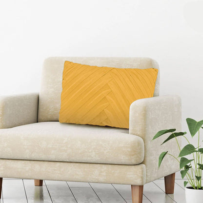 Perna Decorativa Galben Mustar Velvet cu Dungi Reliefate pentru Canapea 50x30cm