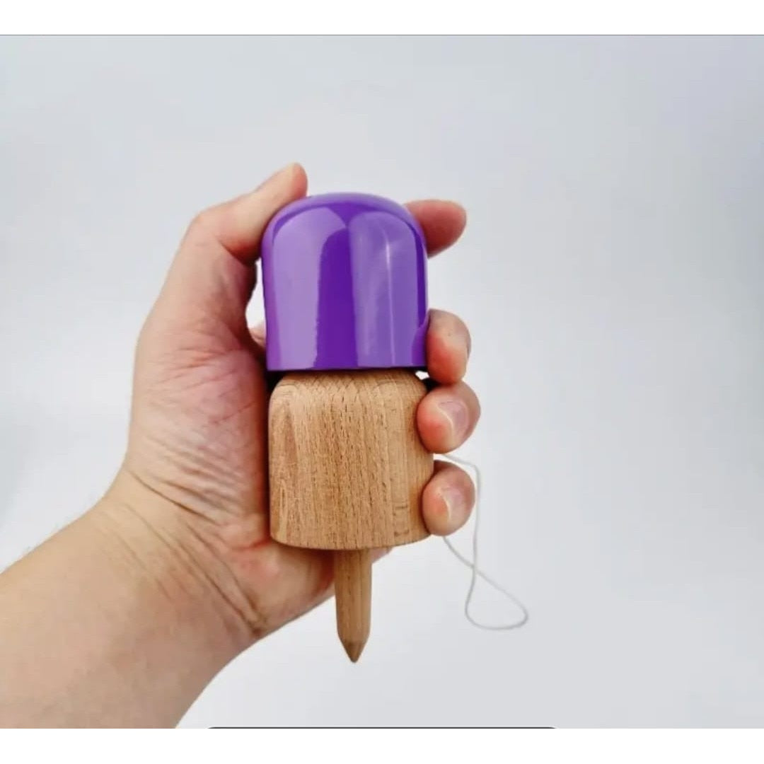 Kendama din lemn tip Pill, diverse culori, 11 cm